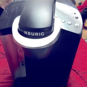 KEURIG-Classic K50 Single Serve Coffee Maker